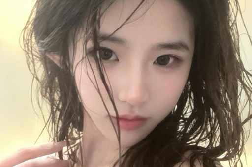 演员蒋毅被曝隐婚生子女方点赞默认身份公园遛娃画面意外曝光