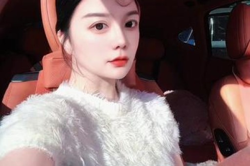 陪玩陪睡只是皮毛！继手伸进裤子后又一女星自曝50多都不放过