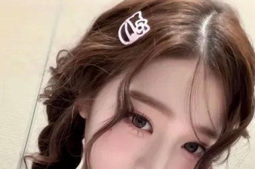迪丽热巴《白日提灯》被骂惨自曝没剧本可接遭群嘲